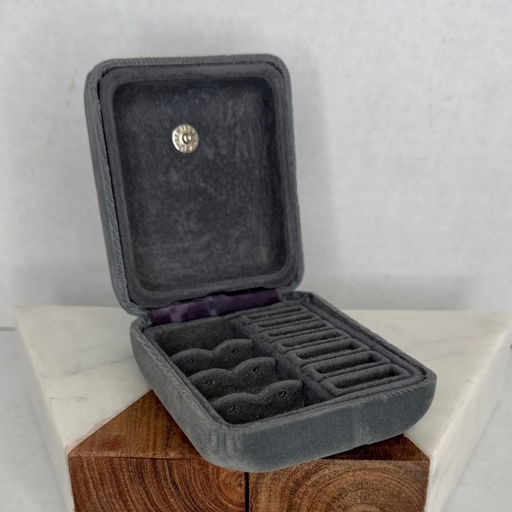 Estate Gray Velvet Travel Jewelry Box